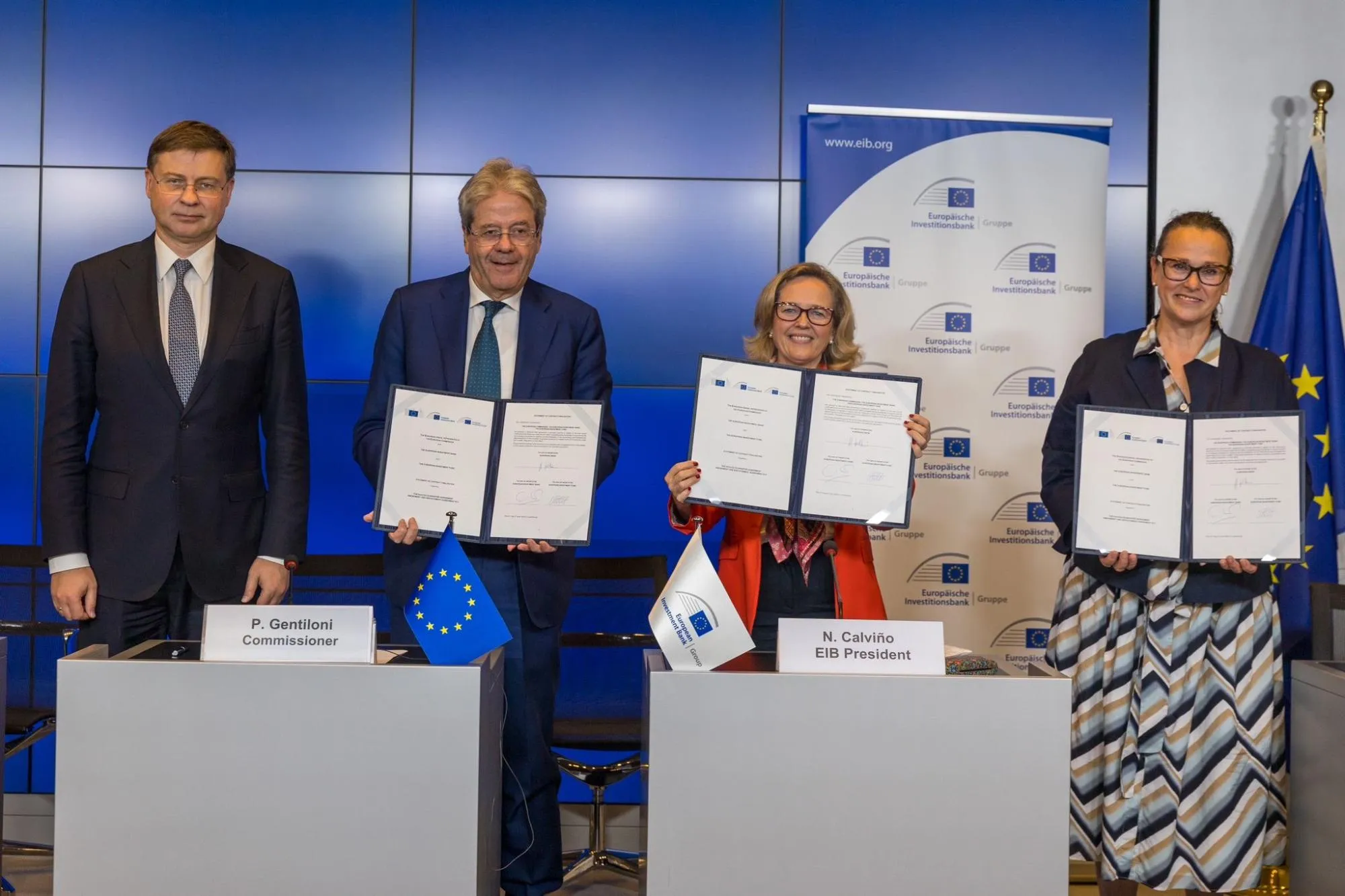 First deal under EU's Ukraine export credit guarantee facility: 20m for EU  exports to Ukraine